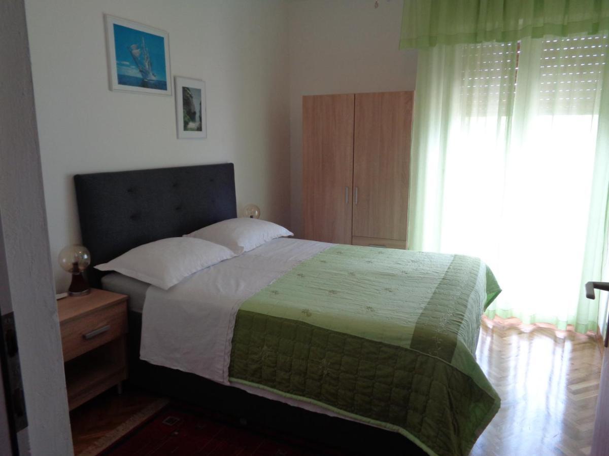 Pansion Danijela Hotel โรกอซนิซา ภายนอก รูปภาพ