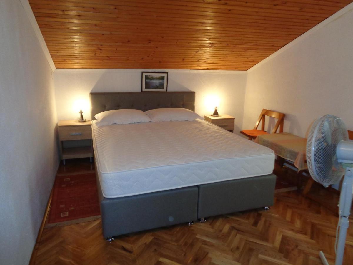 Pansion Danijela Hotel โรกอซนิซา ภายนอก รูปภาพ